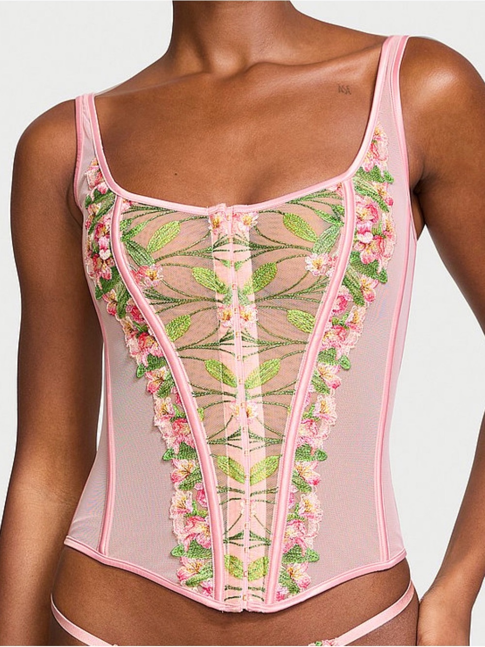 Classic Lily Embroidery Corset Set